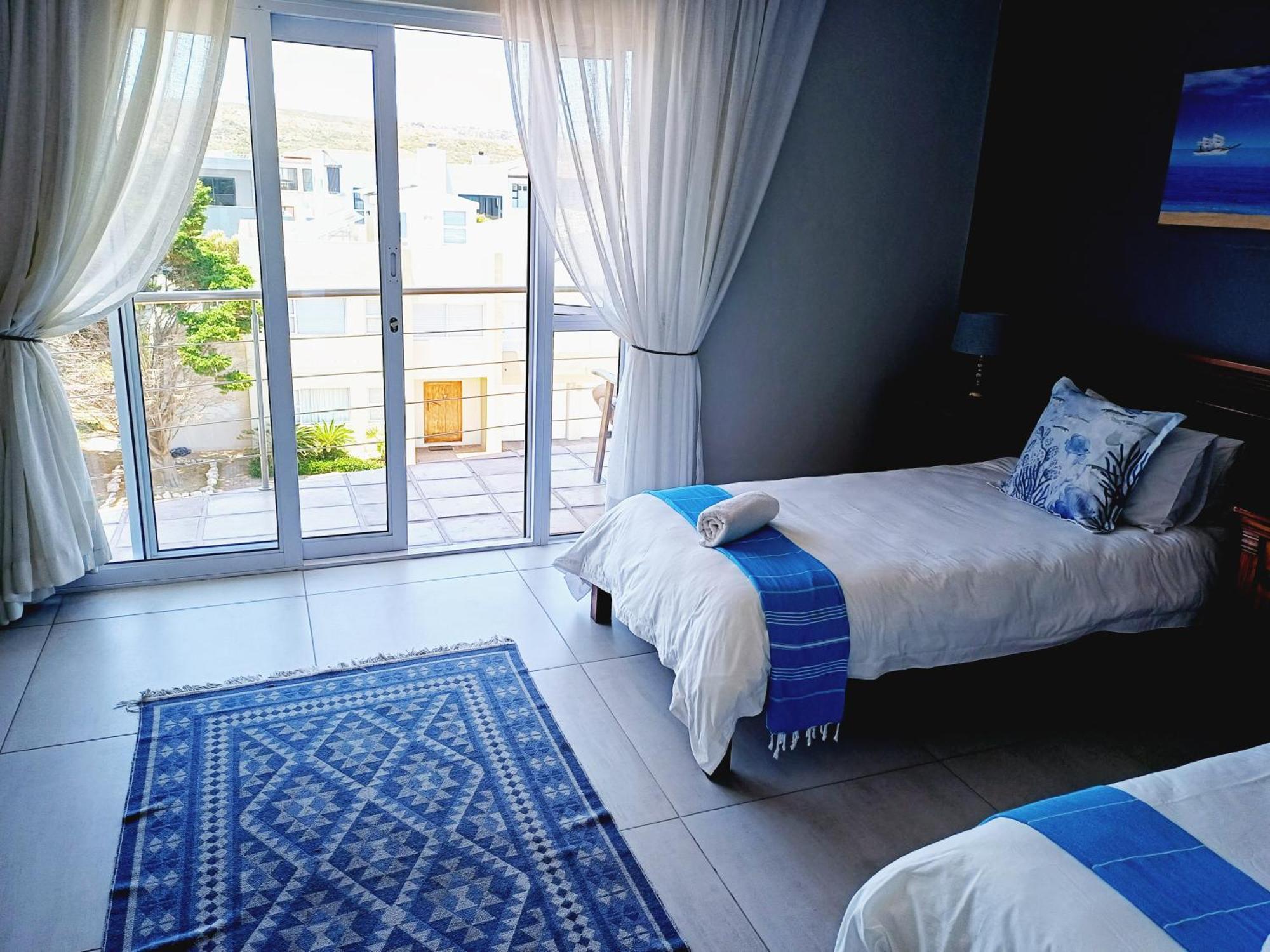 Langebaan Beach Towers エクステリア 写真